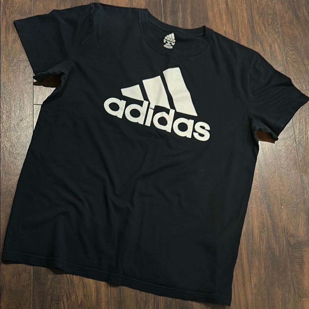 NWOT Big Boys adidas Graphic T-Shirt